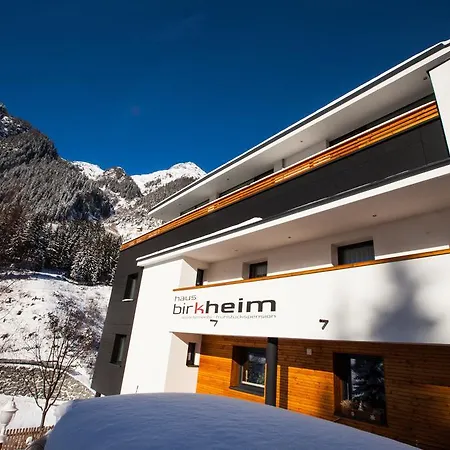 Birkheim Casa de hóspedes 2*